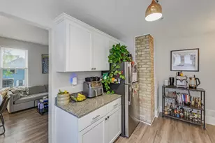 2436 S Wentworth Ave, Milwaukee, WI 53207 - Photo 15