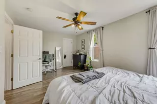 2436 S Wentworth Ave, Milwaukee, WI 53207 - Photo 19