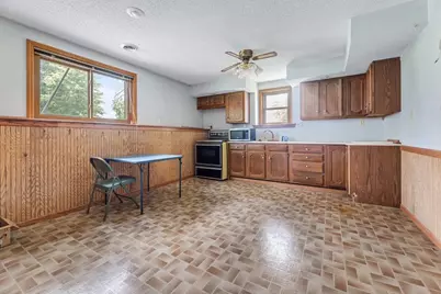 218 S Jefferson Street, New Lisbon, WI 53950 - Photo 15
