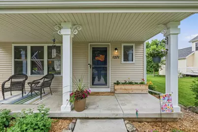 1271 Gas Light Drive, Sun Prairie, WI 53590 - Photo 3