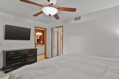 2814 Wentworth Drive, Madison, WI 53719 - Photo 17