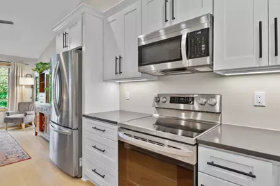 2814 Wentworth Drive, Madison, WI 53719 - Photo 5