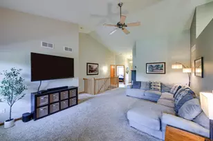 2102 Talc Trail, Madison, WI 53719 - Photo 3