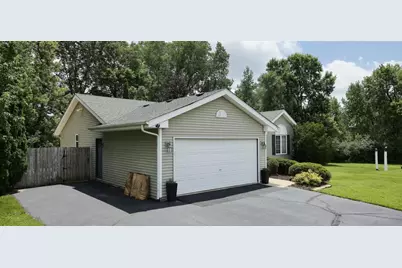 5003 Trafford, Loves Park, IL 61111 - Photo 3