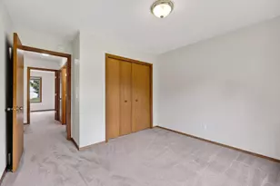 5237 Summer Ridge Dr, Madison, WI 53704 - Photo 33