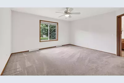 5237 Summer Ridge Drive, Madison, WI 53704 - Photo 13