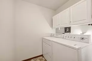 5237 Summer Ridge Dr, Madison, WI 53704 - Photo 29