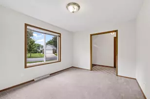 5237 Summer Ridge Dr, Madison, WI 53704 - Photo 23