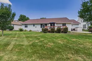 704 Augusta Dr, Waunakee, WI 53597 - Photo 57