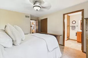 704 Augusta Dr, Waunakee, WI 53597 - Photo 13