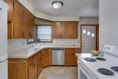 2407 Waunona Way, Madison, WI 53713 - Photo 11