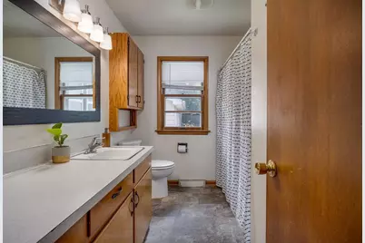2407 Waunona Way, Madison, WI 53713 - Photo 21