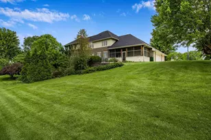 3002 Linnerud Dr, Stoughton, WI 53589 - Photo 65