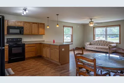 713 Martin Street, Mauston, WI 53948 - Photo 3