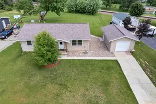 713 Martin St, Mauston, WI 53948 - Photo 27