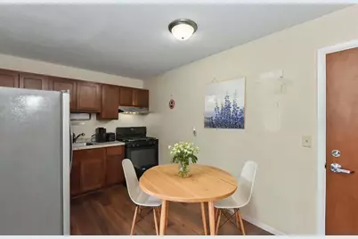 9500 N Green Bay Road #308, Brown Deer, WI 53209 - Photo 5