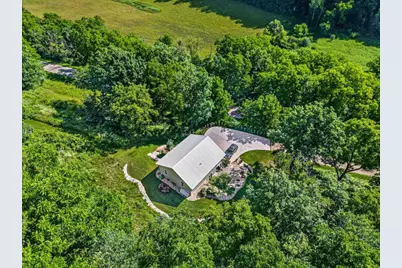 5050 Mounds Park Road, Blue Mounds, WI 53507 - Photo 35