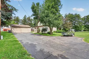 N4213 Golf Course Rd, Brodhead, WI 53520 - Photo 5