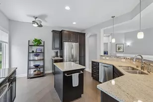 9007 Royal Oaks Cir, Madison, WI 53593 - Photo 17