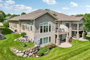 9007 Royal Oaks Cir, Madison, WI 53593 - Photo 5