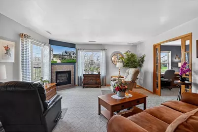 3025 Stratton Way, Madison, WI 53719 - Photo 5