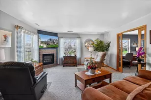 3025 Stratton Way, Madison, WI 53719 - Photo 5