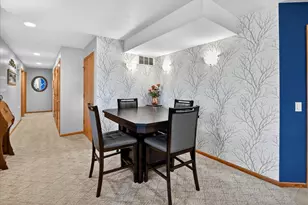 3025 Stratton Way, Madison, WI 53719 - Photo 13
