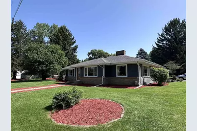 1331 S Crosby Avenue, Janesville, WI 53546 - Photo 3