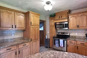 1331 S Crosby Ave, Janesville, WI 53546 - Photo 17