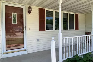 641 Meadow Ln, Columbus, WI 53925 - Photo 7