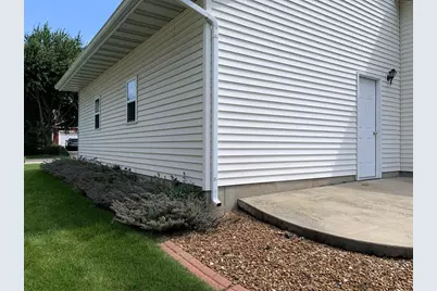 641 Meadow Lane, Columbus, WI 53925 - Photo 11