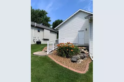 641 Meadow Lane, Columbus, WI 53925 - Photo 13