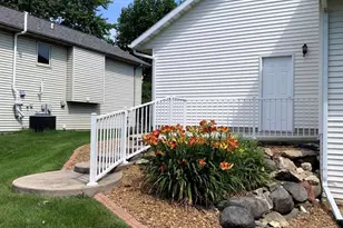 641 Meadow Ln, Columbus, WI 53925 - Photo 13