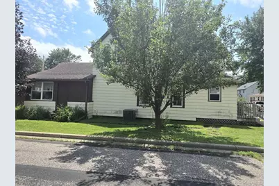 506 Juneau Avenue, Mauston, WI 53948 - Photo 3