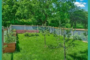 546 Echo Valley Rd, Brooklyn, WI 53521 - Photo 13