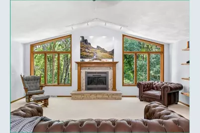 546 Echo Valley Road, Brooklyn, WI 53521 - Photo 3