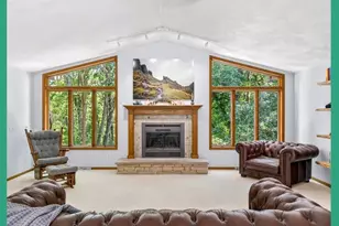 546 Echo Valley Rd, Brooklyn, WI 53521 - Photo 3