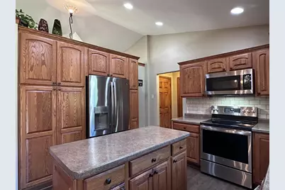 3503 Candlewood Drive, Janesville, WI 53546 - Photo 9