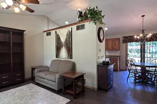 3503 Candlewood Dr, Janesville, WI 53546 - Photo 15