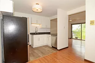 4601 Crescent Rd, Fitchburg, WI 53711 - Photo 7