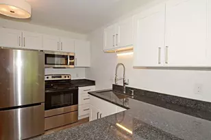 4601 Crescent Rd, Fitchburg, WI 53711 - Photo 5