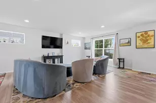 5512 Levitan Ln, Madison, WI 53718 - Photo 7
