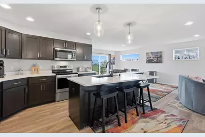 5512 Levitan Lane, Madison, WI 53718 - Photo 9