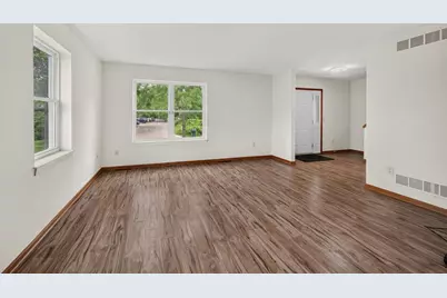 210 Rustic Drive, Madison, WI 53718 - Photo 5