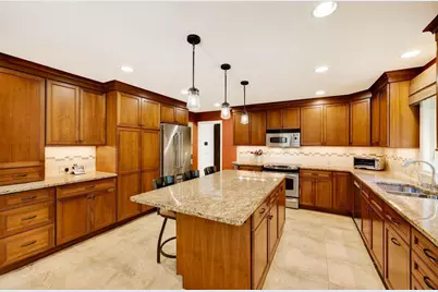 7426 Farmington Way, Madison, WI 53717 - Photo 5
