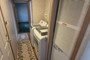 W211N11863 Hilltop Dr, Germantown, WI 53022 - Photo 5