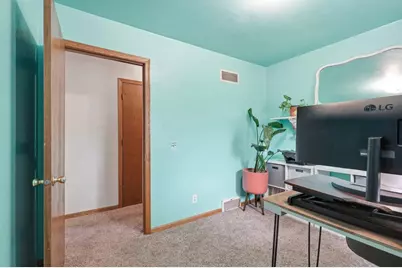 3137 Clove Drive, Madison, WI 53704 - Photo 15