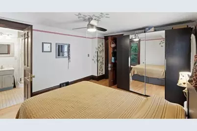 1907 E Washington Avenue, Madison, WI 53704 - Photo 21