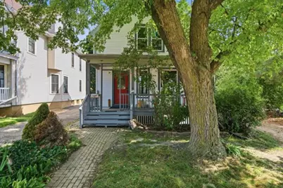 1907 E Washington Avenue, Madison, WI 53704 - Photo 1