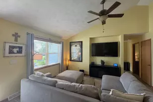 482 E Dale St, Browntown, WI 53522 - Photo 9